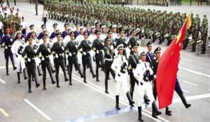 誓以忠诚铸“国刀”——访中国人民解放军 陆海空三军仪仗指挥刀研制者沈从岐