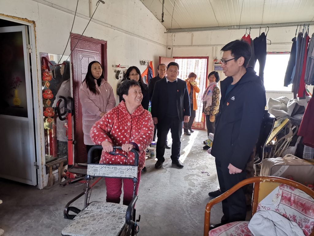 主题教育|温情送关怀  慰问暖人心 ——走访慰问困难党员、群众