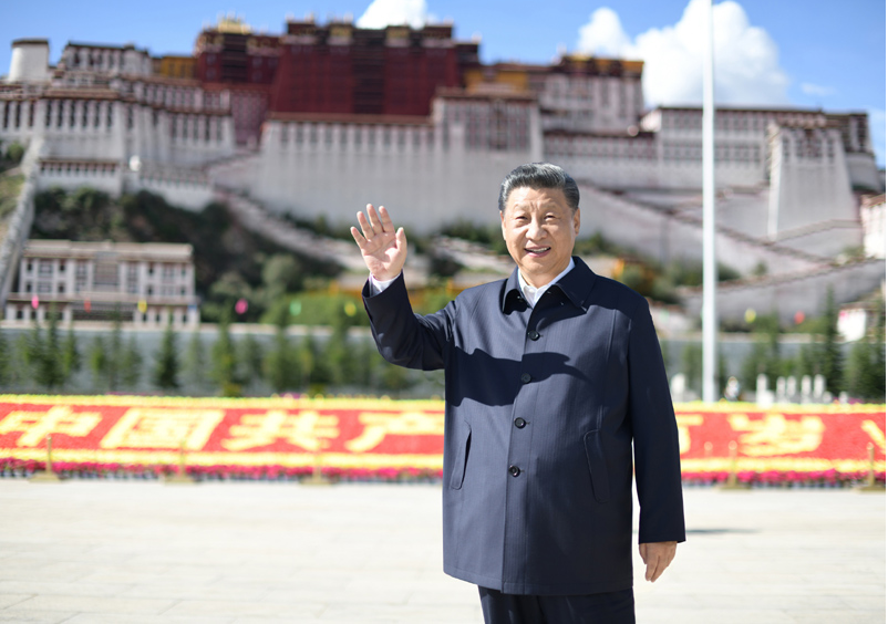 习近平在西藏考察时强调：全面贯彻新时代党的治藏方略 谱写雪域高原长治久安和高质量发展新篇章