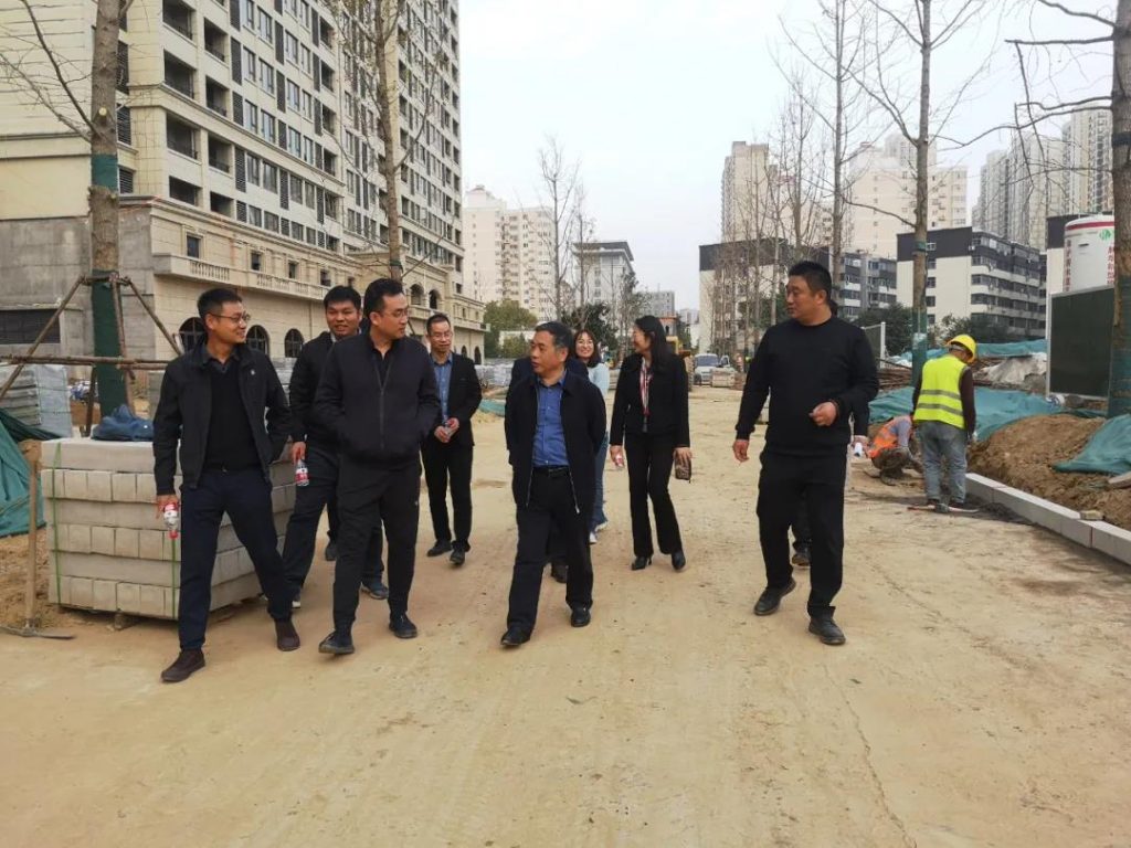 天河要闻丨区领导郑建明一行视察张砦项目安置房建设工作