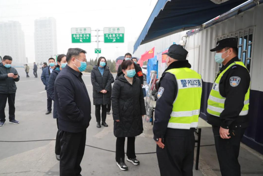 惠济区长丁文霞带队实地督导疫情防控工作